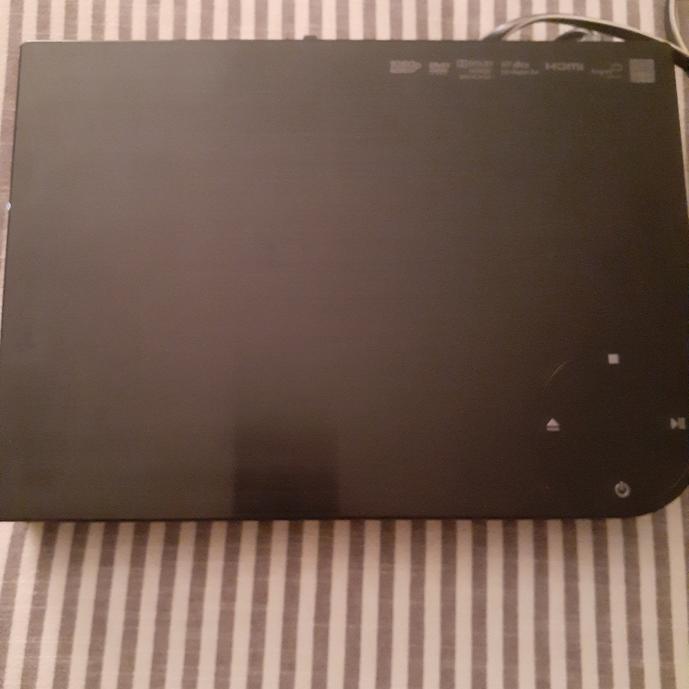 NWOT Samsung Blu'ray Disc Player
